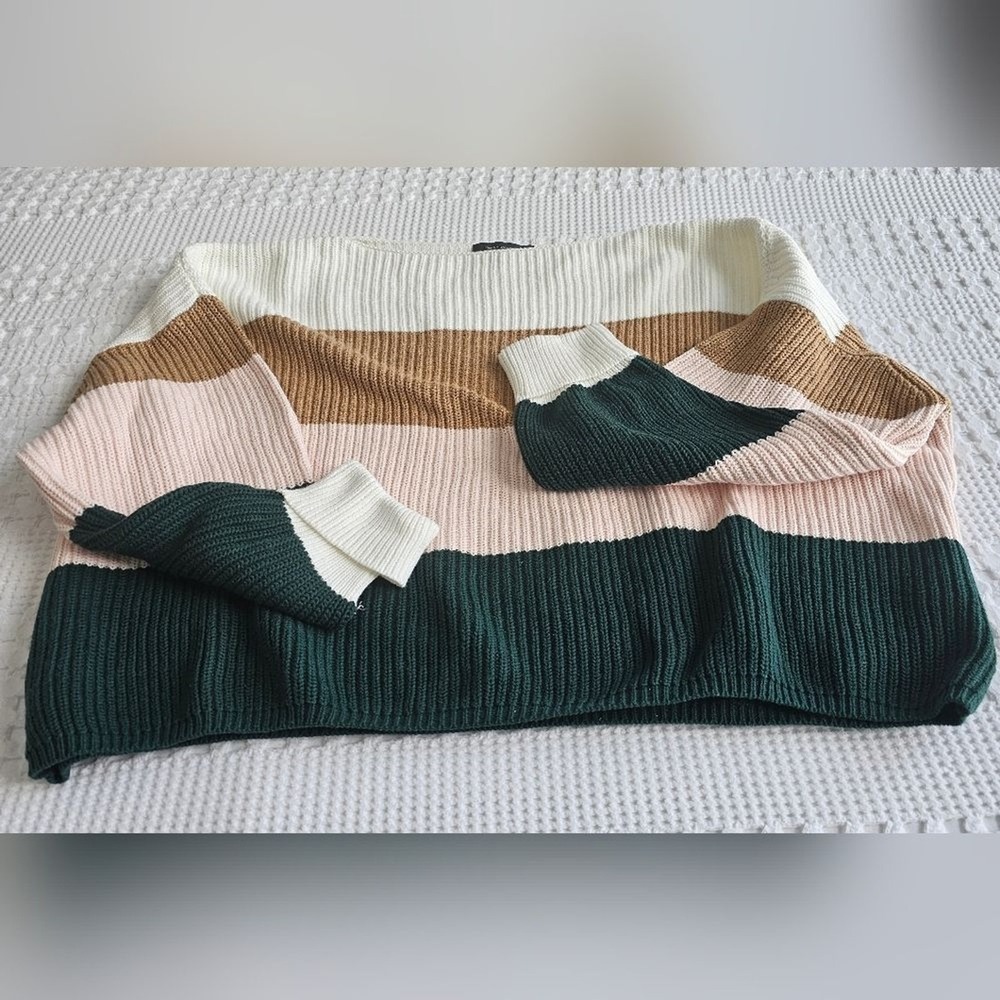 FRENCH CONNNECTION Sz M Green White Boatneck Chunky Knit Cottonโ Sweater Preppy